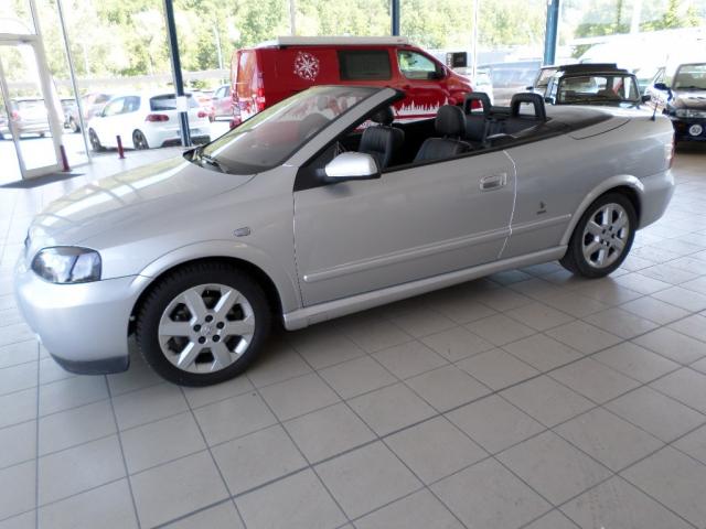 Opel Astra image 2