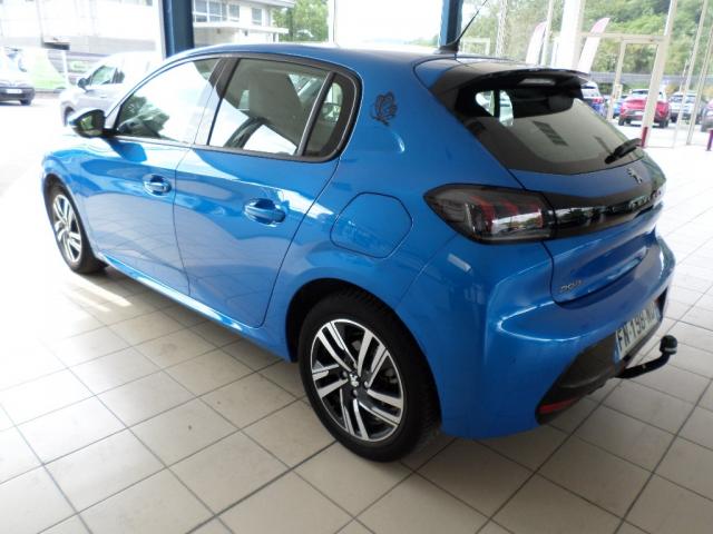 Peugeot 208 image 8