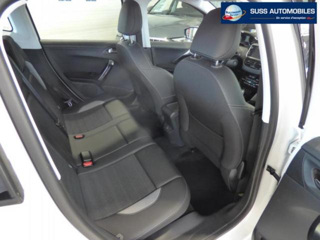 Peugeot 2008 image 6