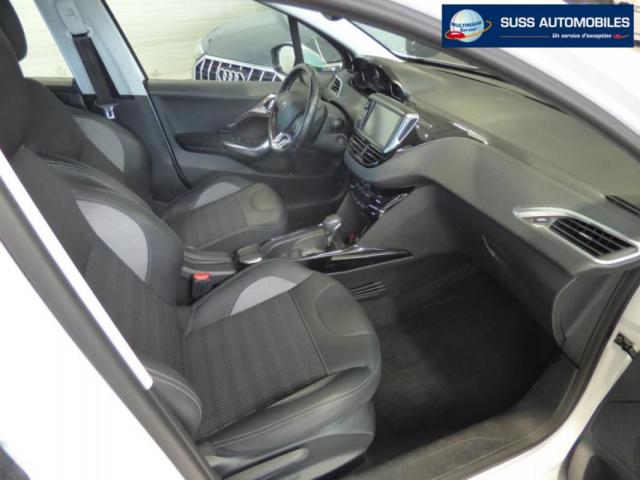 Peugeot 2008 image 3