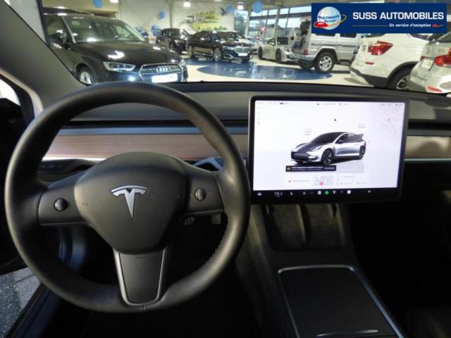 Tesla Model 3 image 4