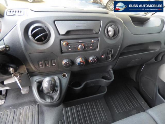 Renault Master image 8