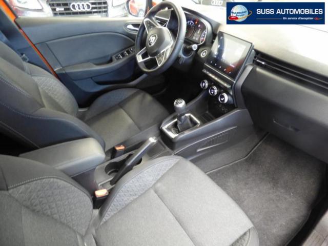 Renault Clio image 9