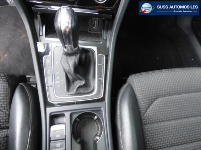 Volkswagen Golf image 8