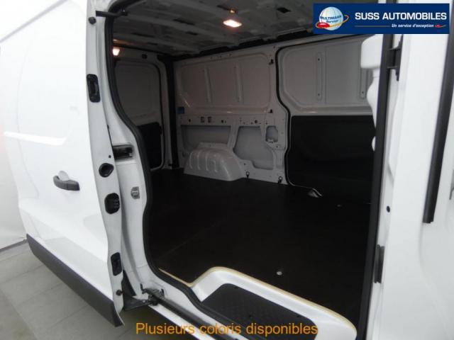 Renault Trafic image 2
