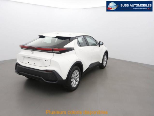 Toyota C-Hr image 8