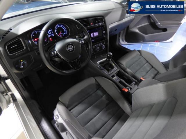 Volkswagen Golf image 9