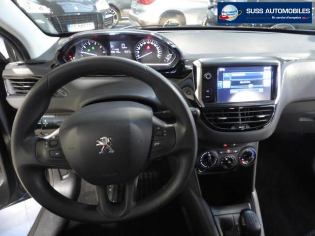Peugeot 208 image 1
