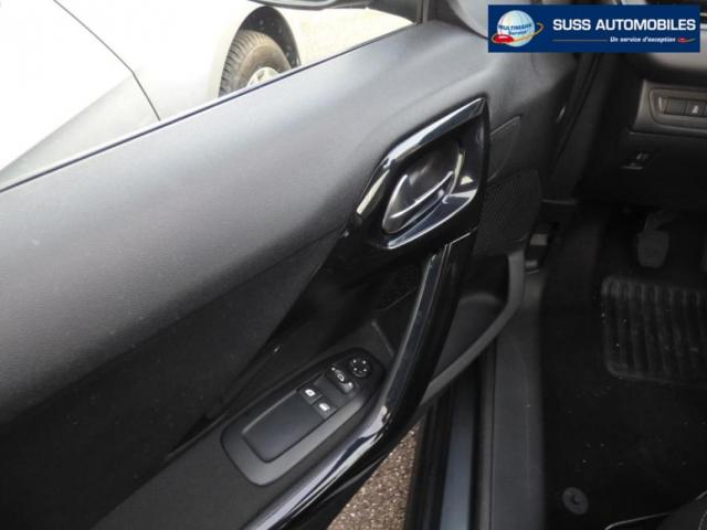 Peugeot 208 image 4