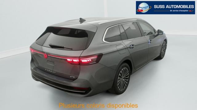 Volkswagen Passat image 9