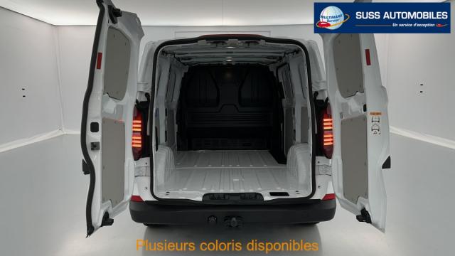 Volkswagen Transporter image 6