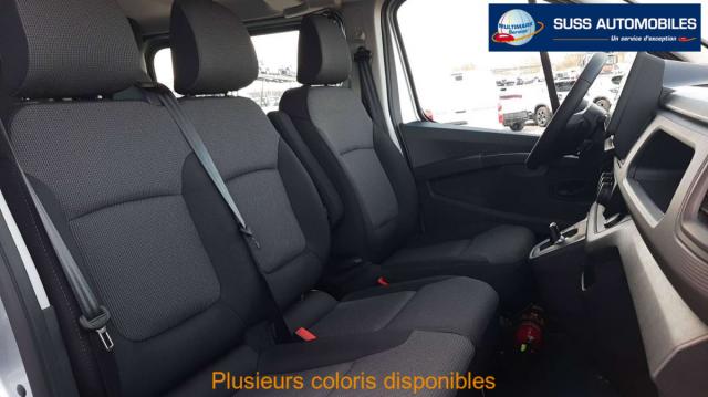 Renault Trafic image 2