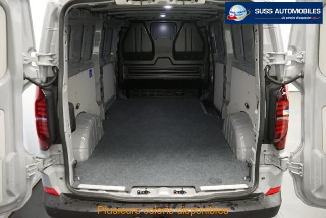 Volkswagen Transporter image 7