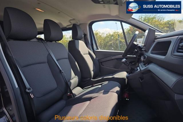 Renault Trafic image 2