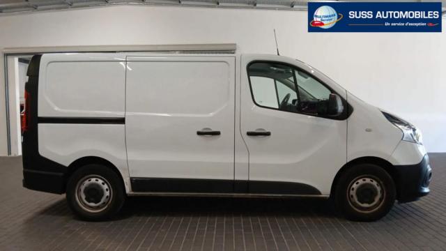 Renault Trafic image 2