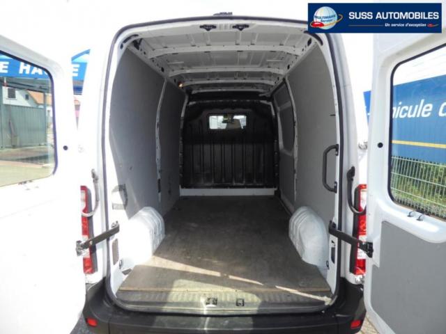 Renault Master image 8