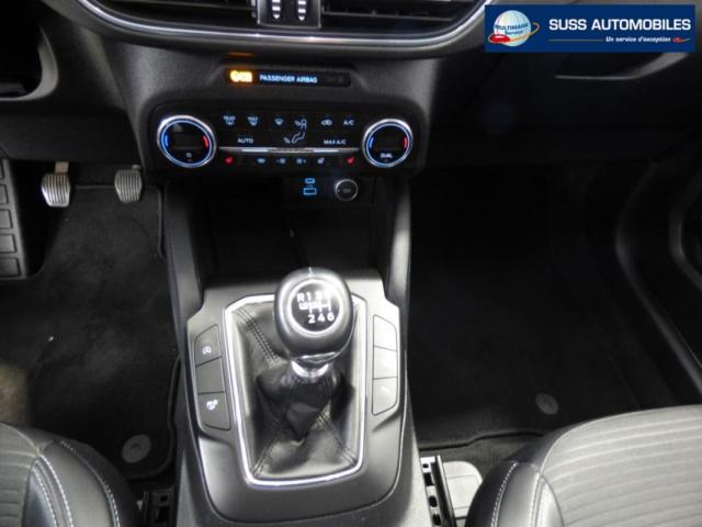 Ford Kuga image 3