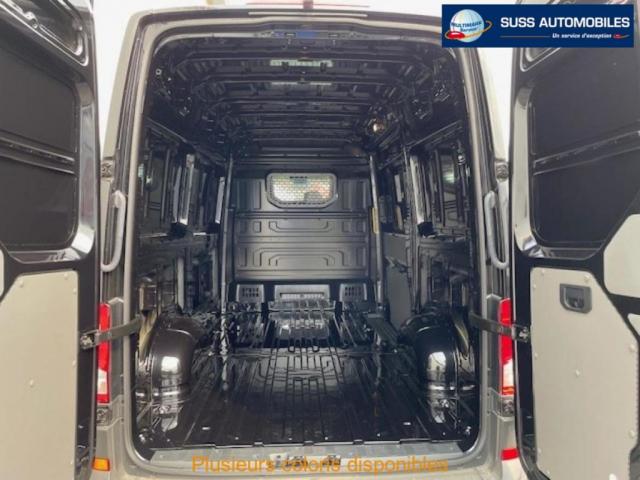 Volkswagen Crafter image 1