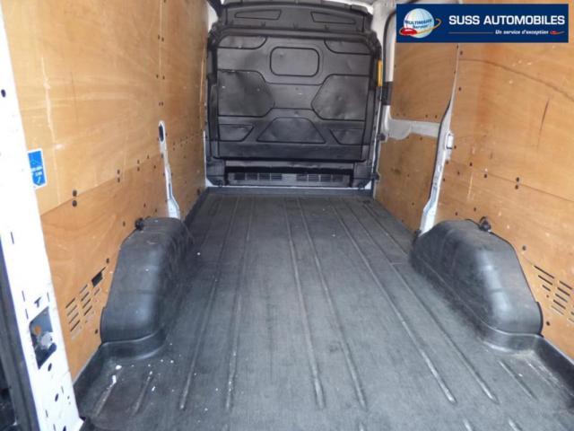 Ford Transit image 6