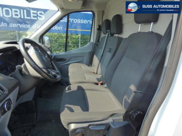 Ford Transit image 3