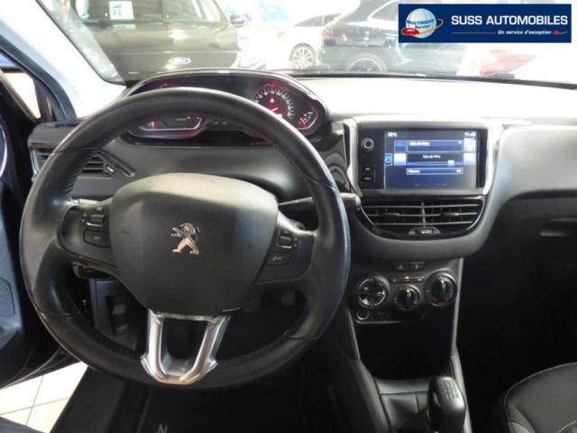 Peugeot 208 image 1