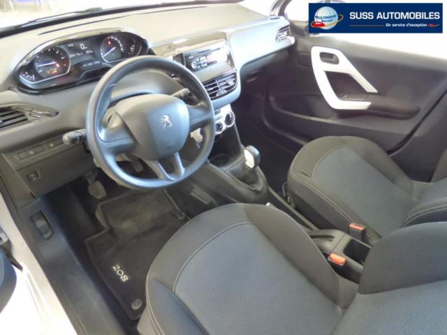 Peugeot 208 image 6