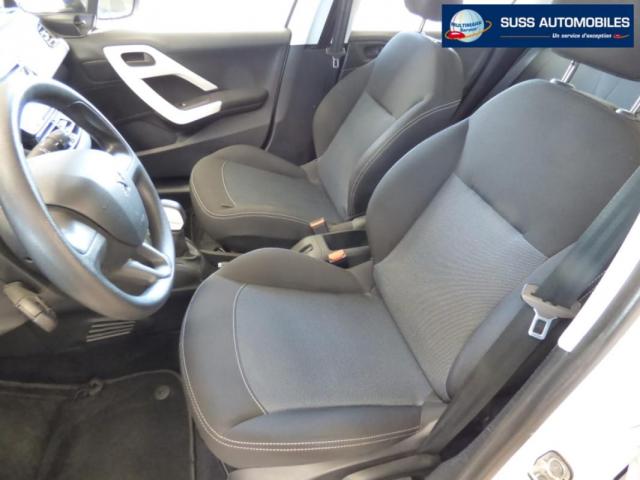Peugeot 208 image 3
