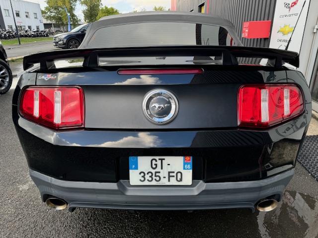 Ford Mustang Convertible image 9
