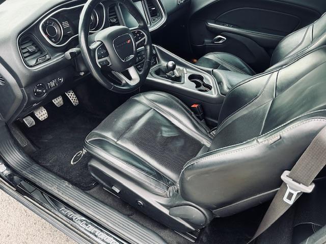 Dodge Challenger image 1