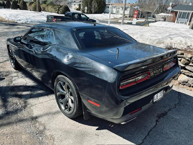 Dodge Challenger image 6