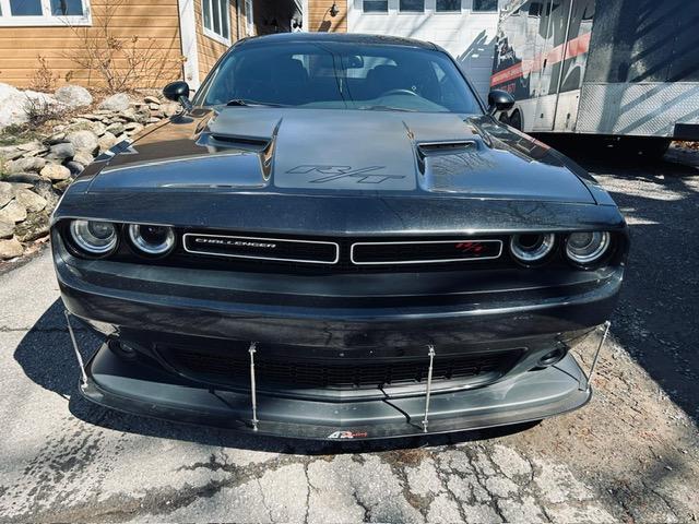 Dodge Challenger image 8