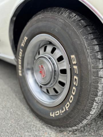 Ford Mustang image 9