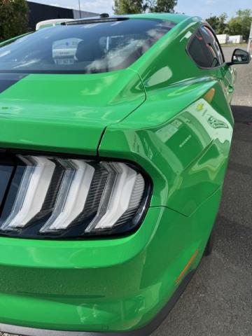 Ford Mustang image 8