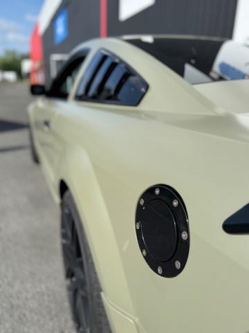 Ford Mustang image 6