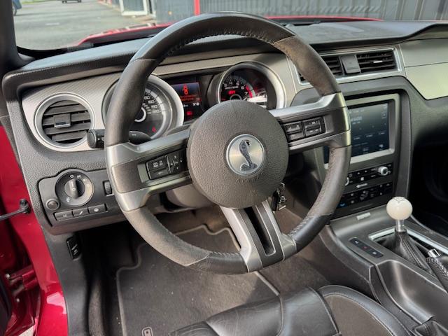 Ford Mustang image 2