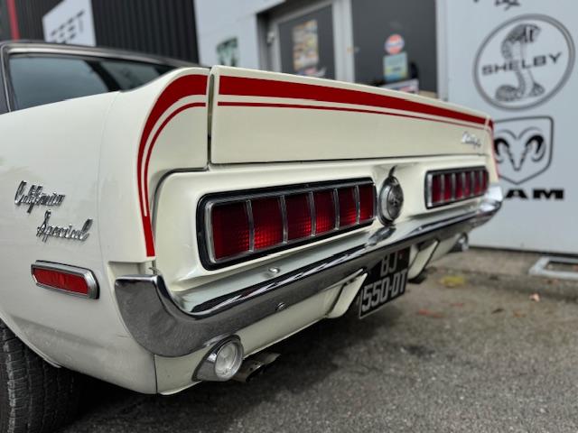 Ford Mustang image 4