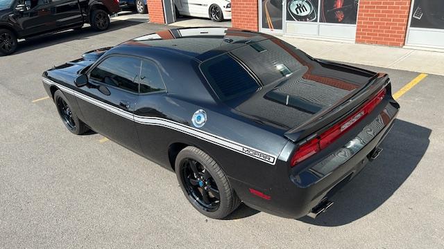 Dodge Challenger image 2