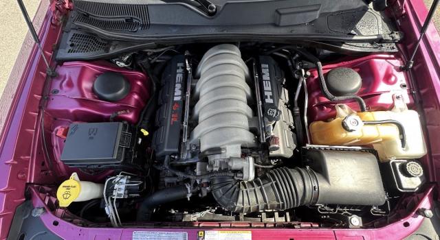 Dodge Challenger image 1