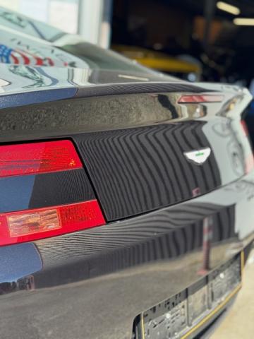 Aston Martin Vantage image 4