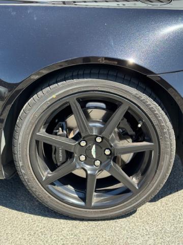 Aston Martin Vantage image 6