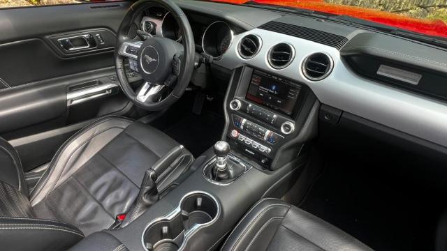 Ford Mustang Convertible image 8