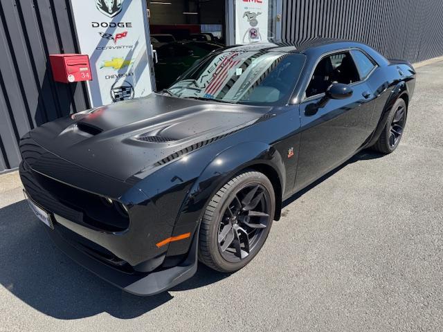 Dodge Challenger image 7
