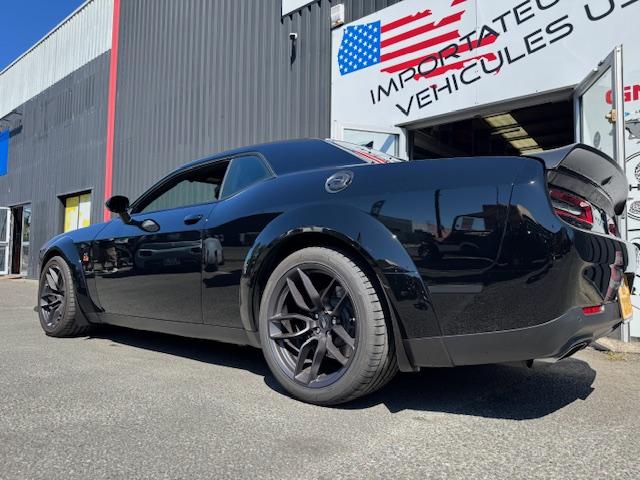 Dodge Challenger image 6