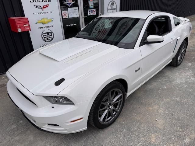 Ford Mustang image 6