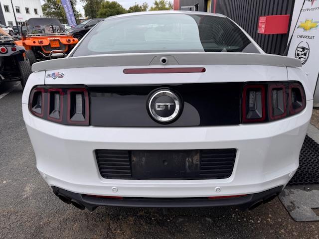 Ford Mustang image 3