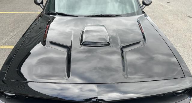 Dodge Challenger image 7