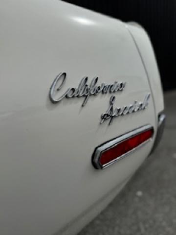 Ford Mustang image 8