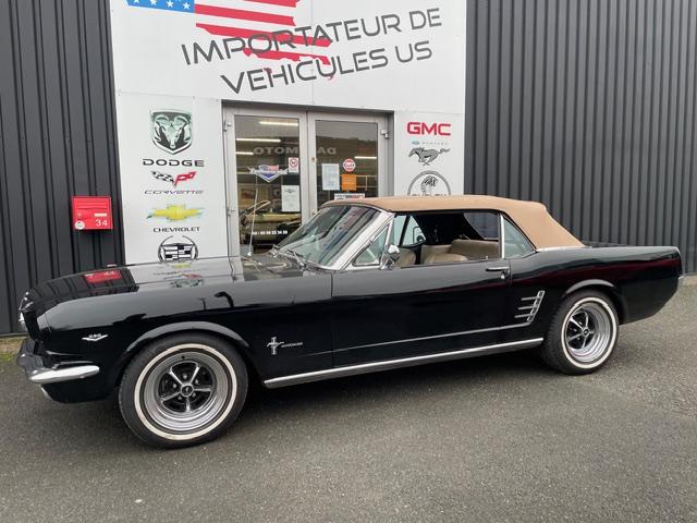 Ford Mustang Convertible image 4