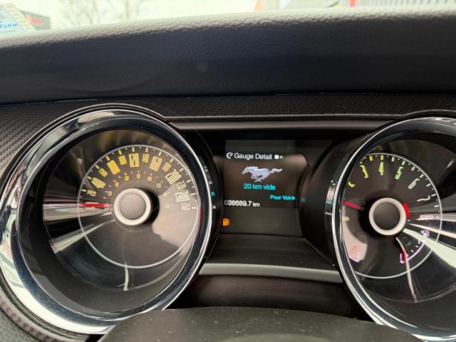 Ford Mustang Convertible image 3