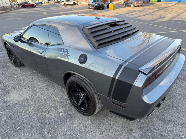 Dodge Challenger image 2